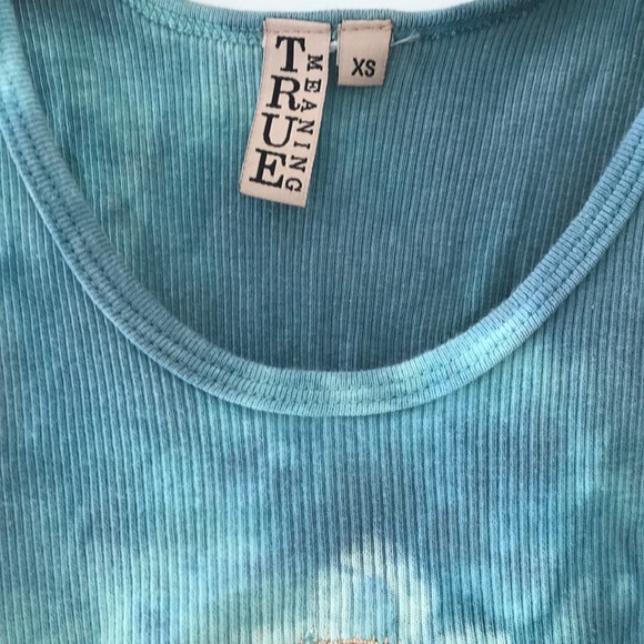 Tank top - Picture 2 of 4